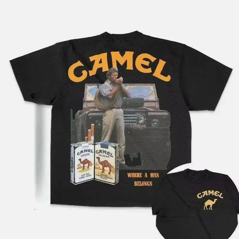 Streetwear Brand Graphics - Camiseta clásica con estampado de camello,