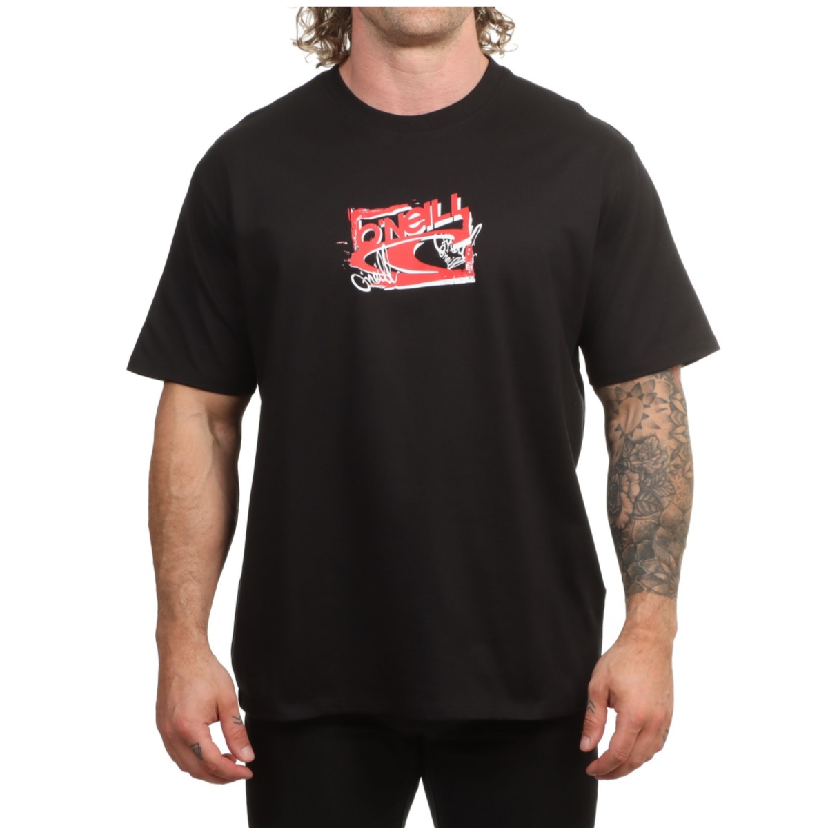 Camiseta con logotipo de Essen - Streetwear Brand Essentials reseña y precio