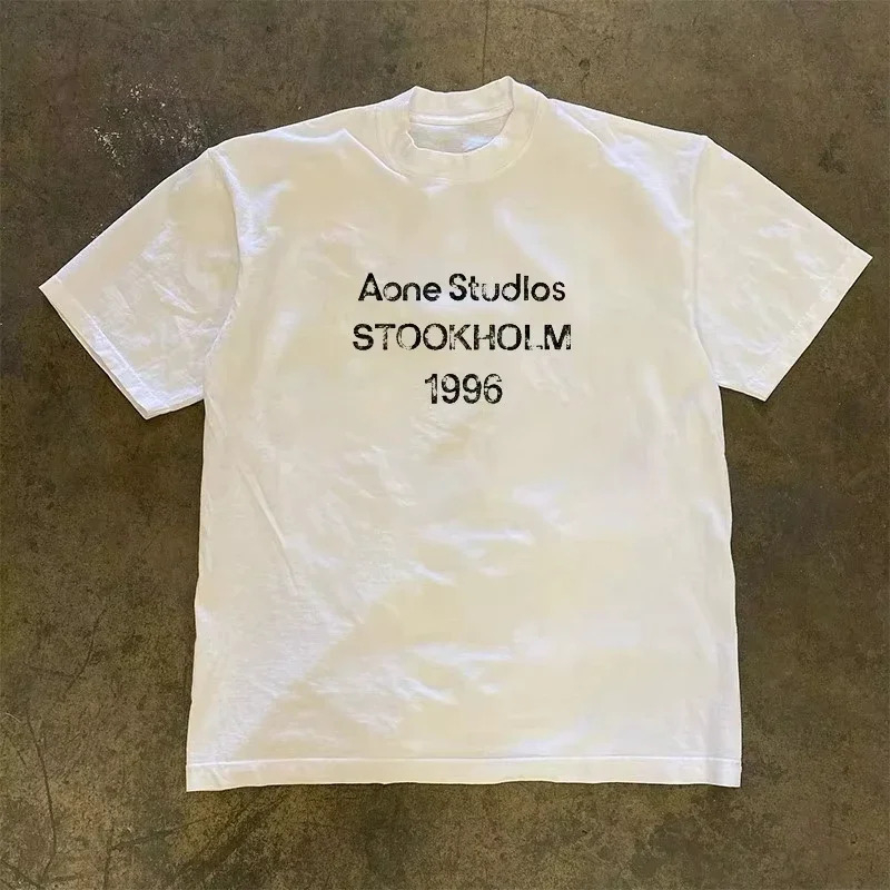 Camiseta Clásica con Logotipo  - Streetwear Brand Graphics reseña y precio