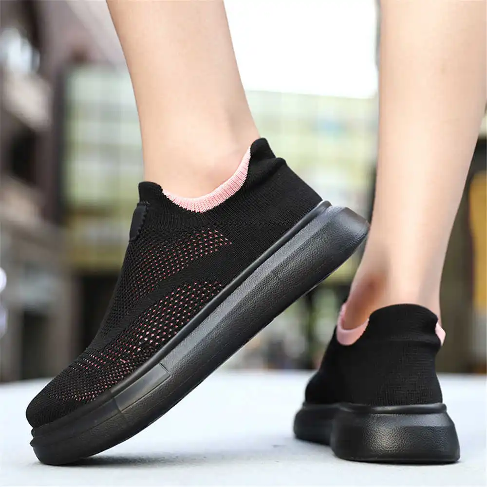 Medias de plataforma para muje - Streetwear Brand In Vietnam reseña y precio