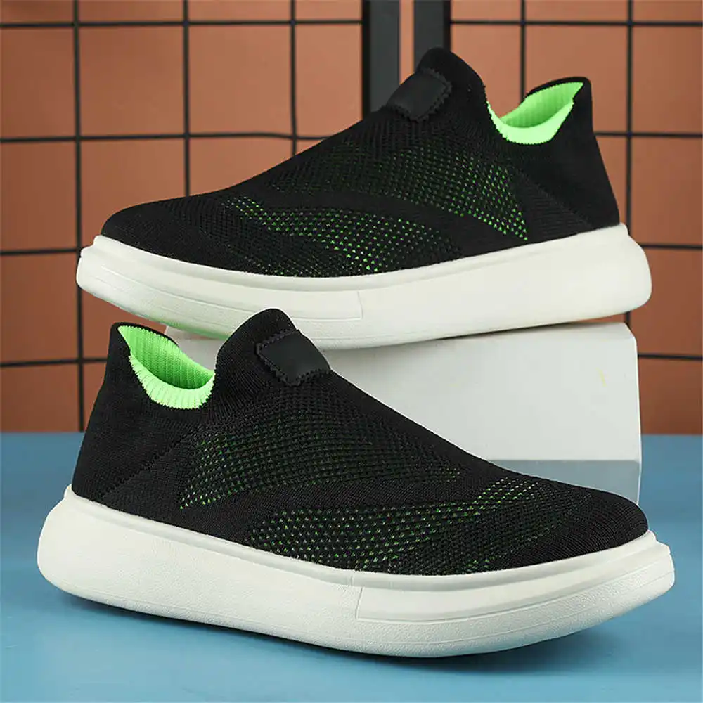 Medias de plataforma para muje - Streetwear Brand In Vietnam reseña y precio
